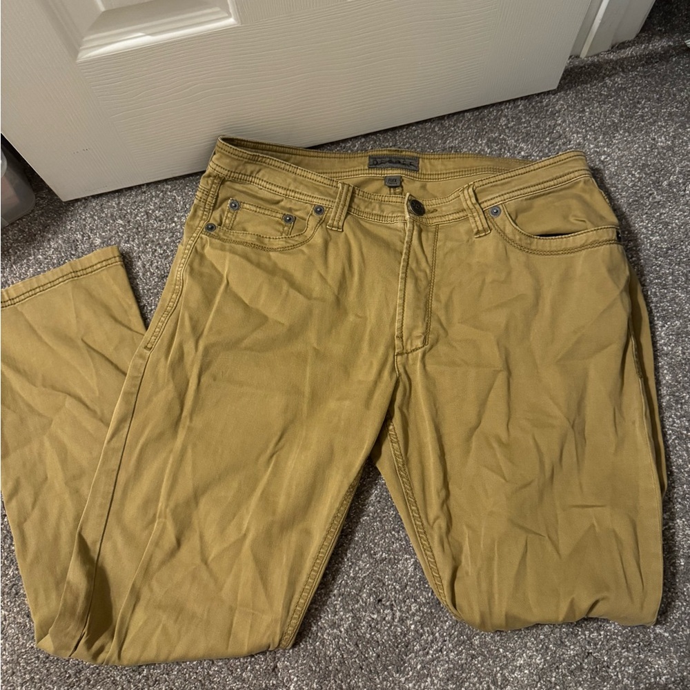 👖 3 for $20 Men’s slims straight khaki pants